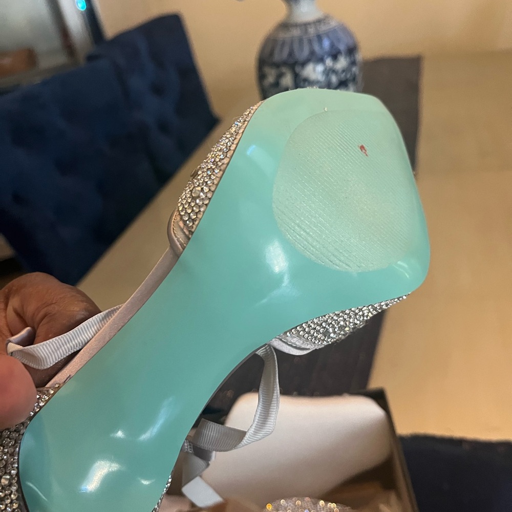 SB Ali Betsy Johnson silver Heels